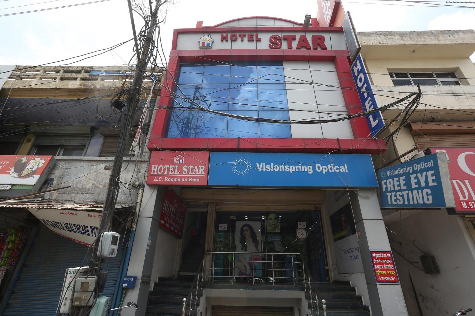 Karnāl Oyo Flagship 15481 Hotel Star מראה חיצוני תמונה